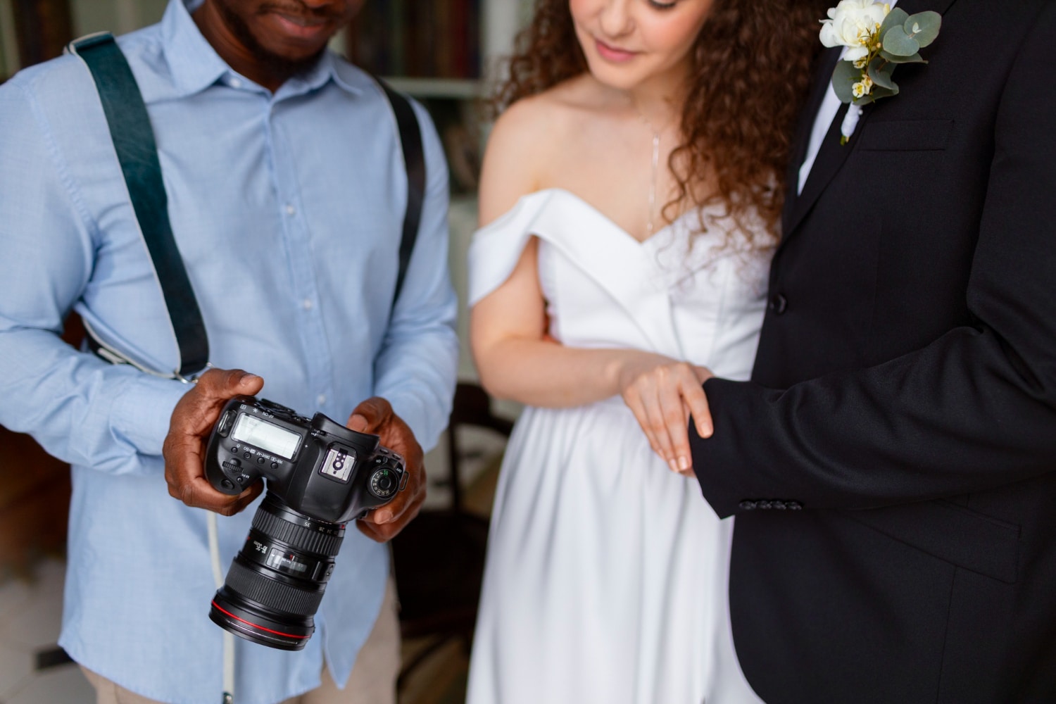 Bröllopsfotografering och blomsterbinderi